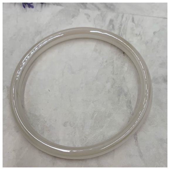 ‼️SOLD‼️ 💥5/$20💥 Multicolored Bangle - Picture 6 of 8